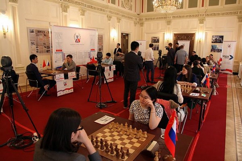 Russia wins friendship match agains China